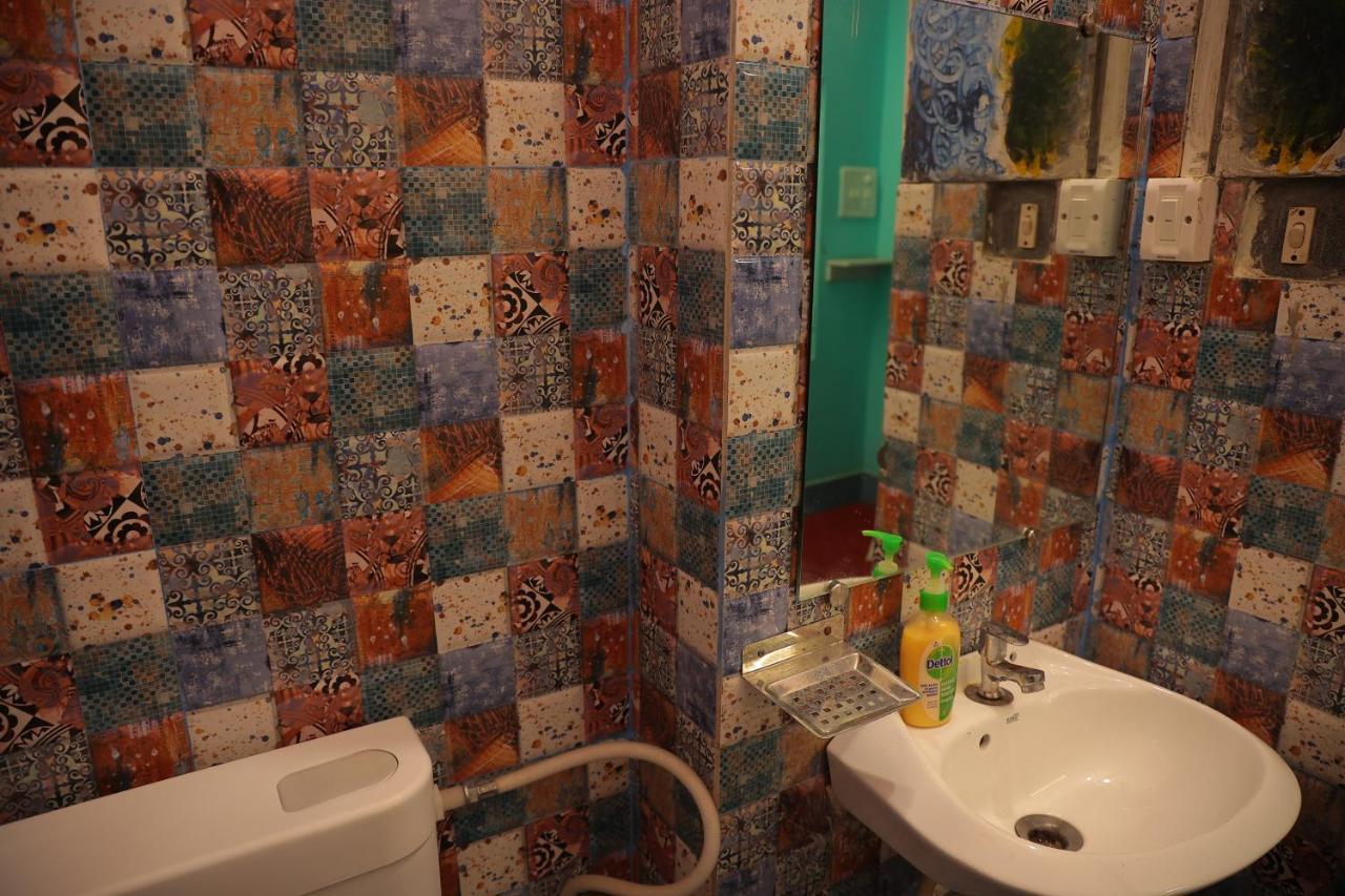 Good Vibes Hostel Варанасі Екстер'єр фото