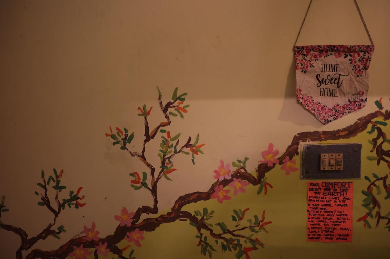 Good Vibes Hostel Варанасі Екстер'єр фото