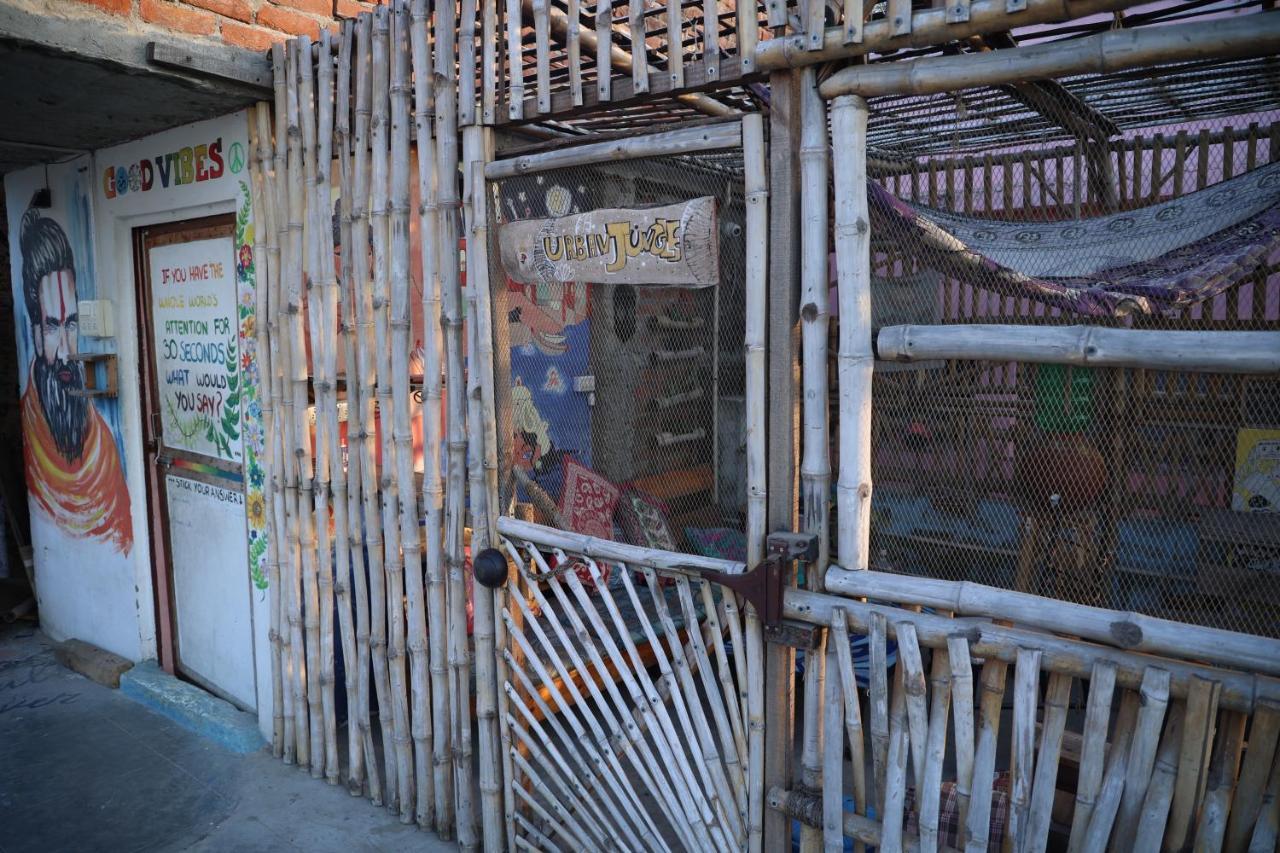 Good Vibes Hostel Варанасі Екстер'єр фото