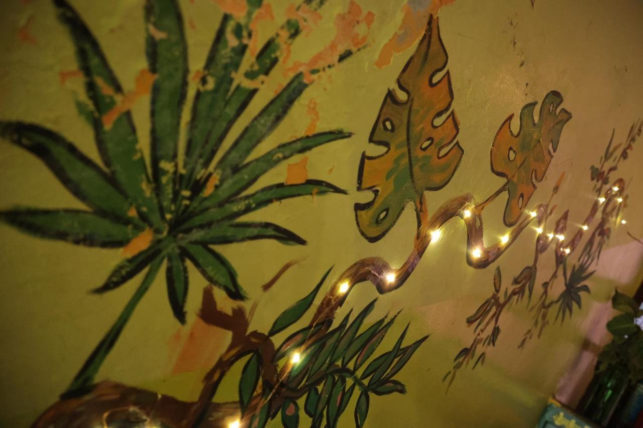 Good Vibes Hostel Варанасі Екстер'єр фото