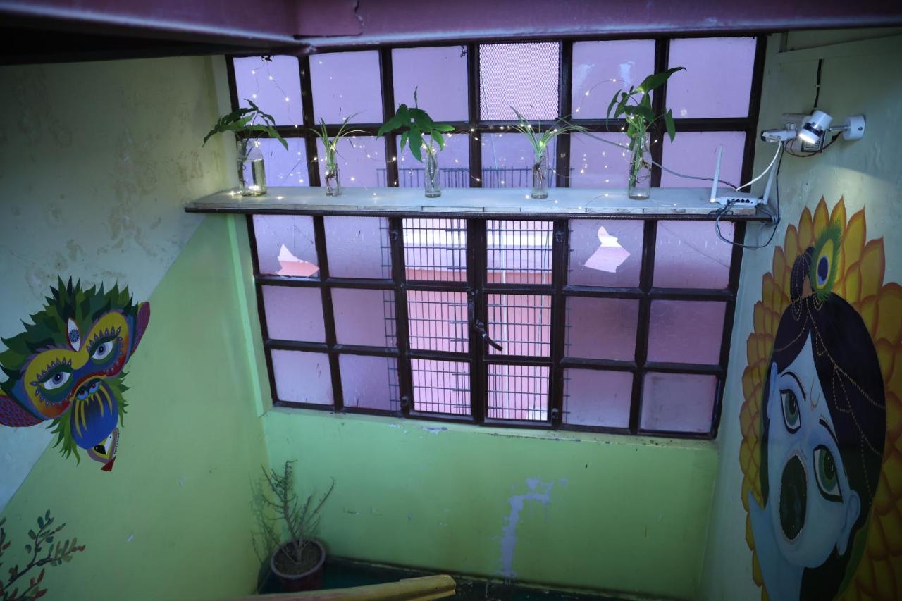 Good Vibes Hostel Варанасі Екстер'єр фото